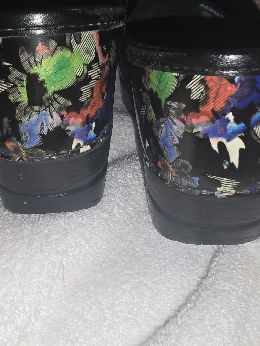 Dansko Professional Floral Patent Clogs 6 EUC - Picture 7 of 11
